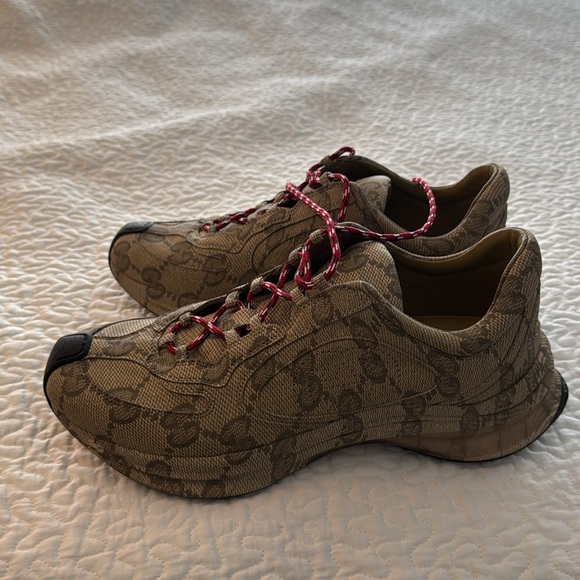 GUCCI RUN BRAND NEW - Picture 5 of 5